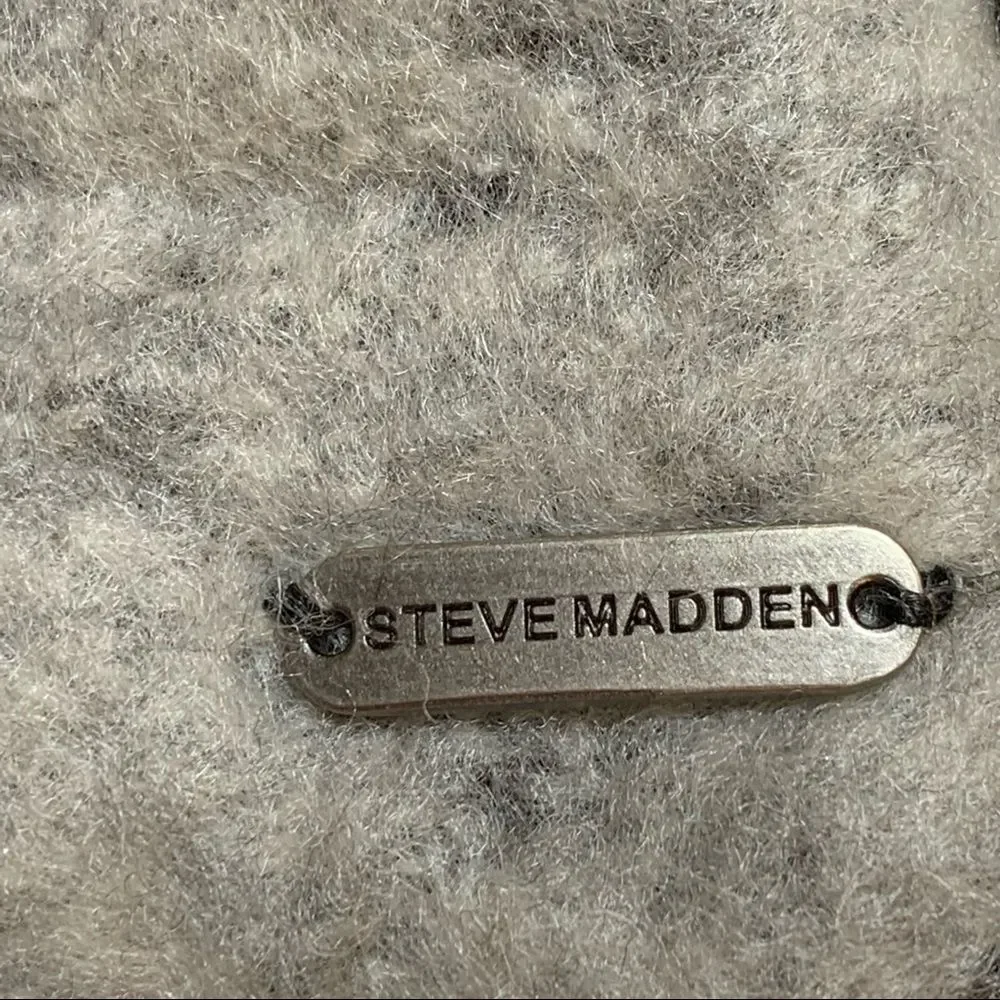 Steve‎ Madden Acrylic Infinity Winter Scarf